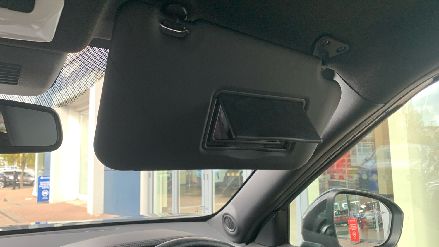 Used Nissan Juke 2023 for sale - 76359102: Photo 38