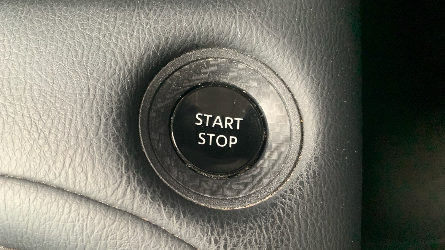 Used Nissan Juke 2023 for sale - 76359102: Photo 40