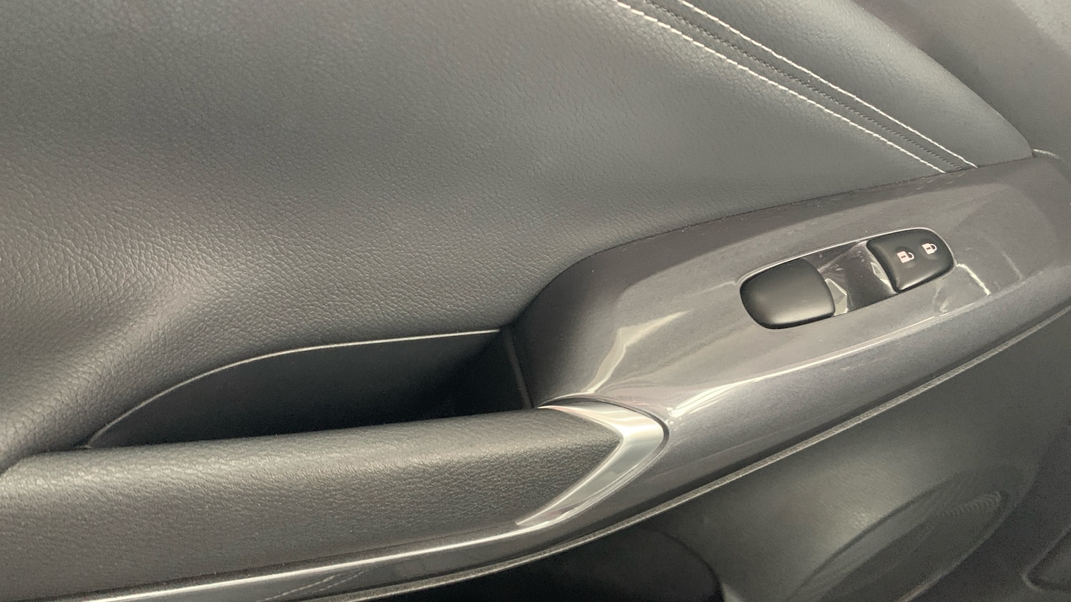 Used Nissan Juke 2023 for sale - 76359102: Photo 41