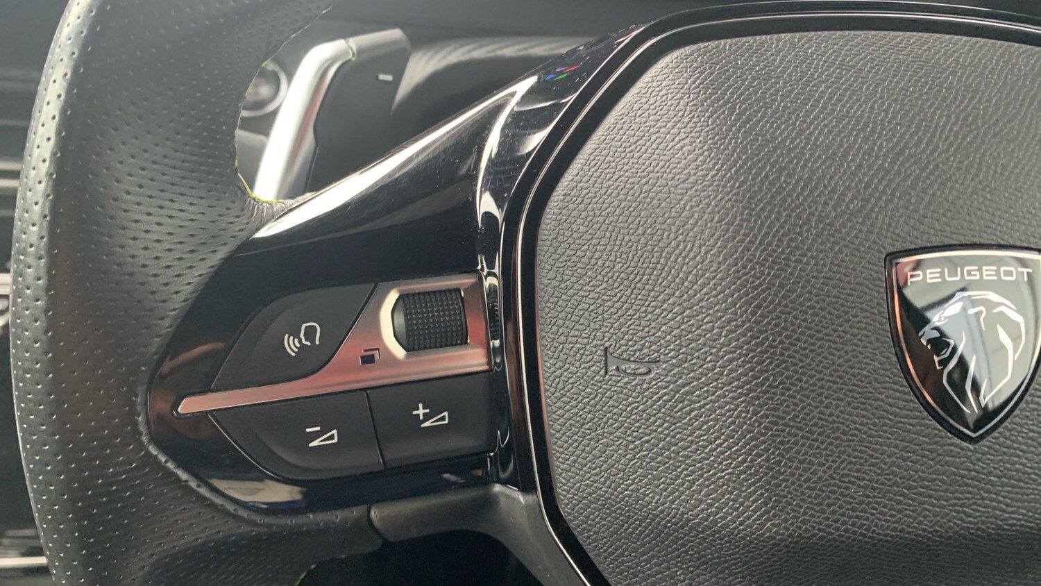Used Peugeot 2008 2023 for sale - 76033024: Photo 23