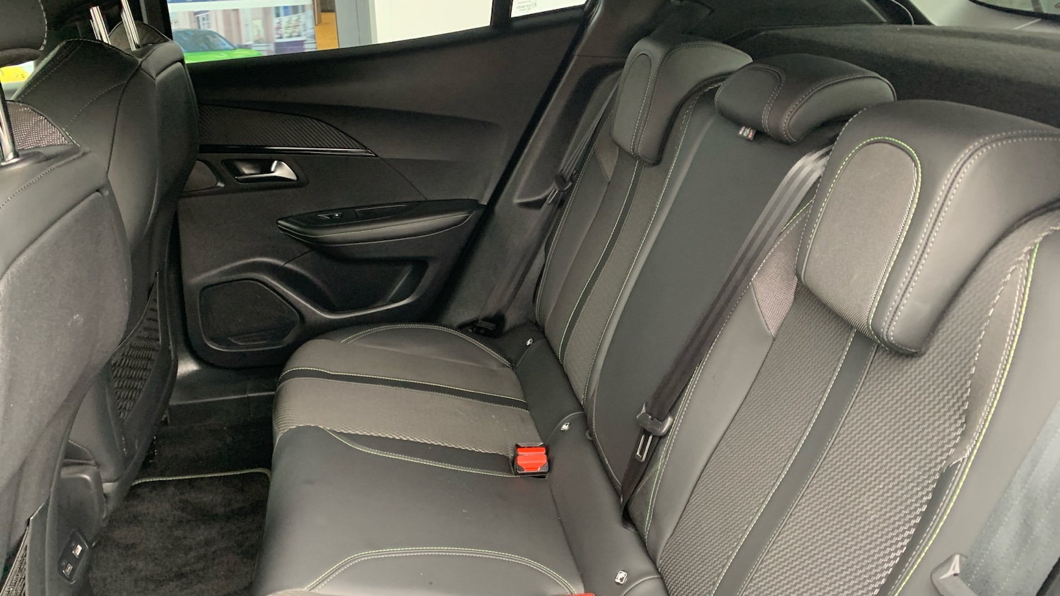 Used Peugeot 2008 2023 for sale - 76033024: Photo 32