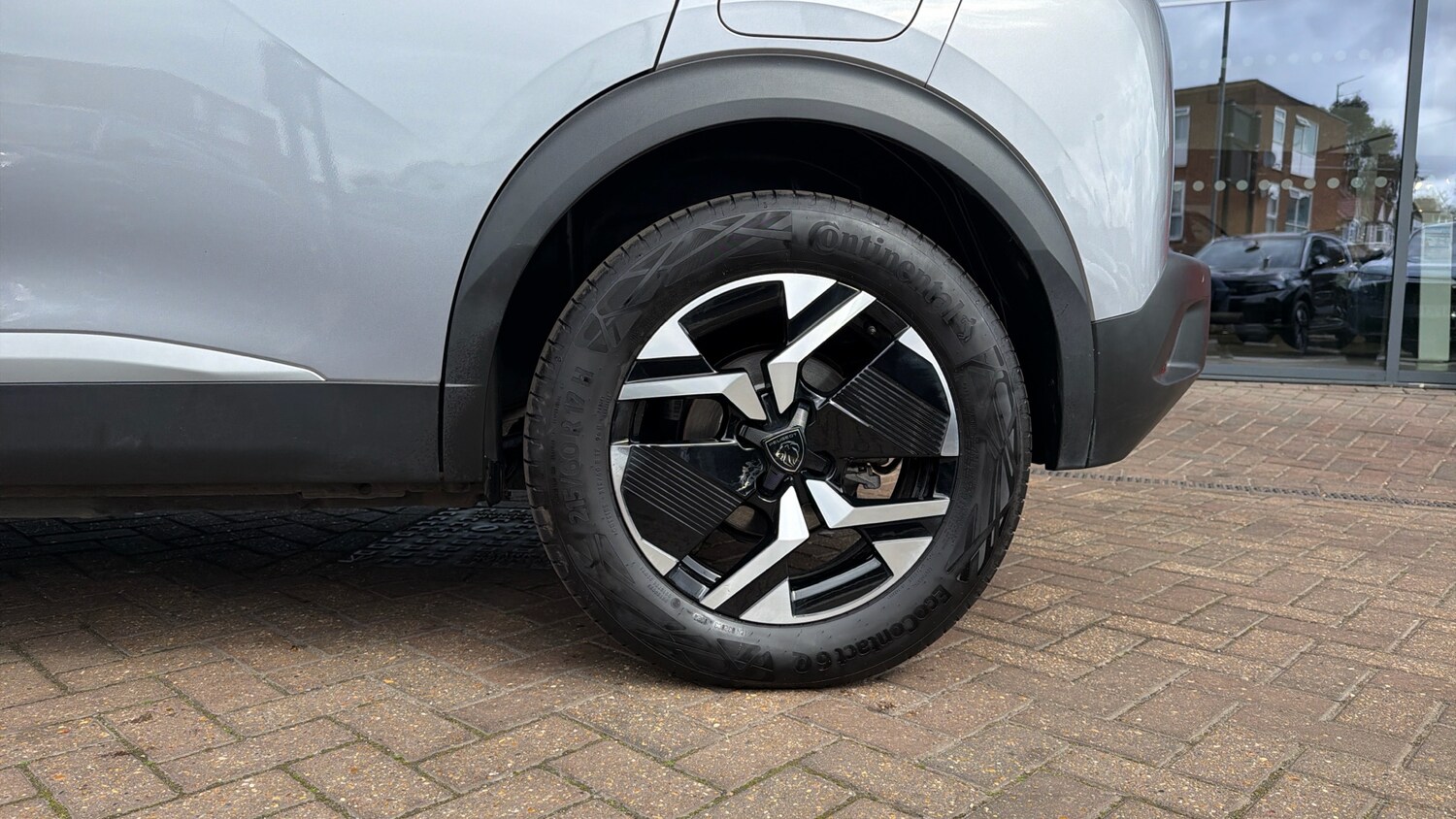 Used Peugeot 2008 2024 for sale - 78205949: Photo 15