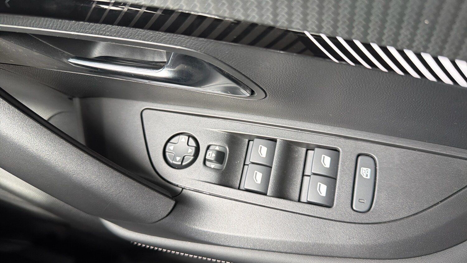 Used Peugeot 2008 2024 for sale - 78205949: Photo 22