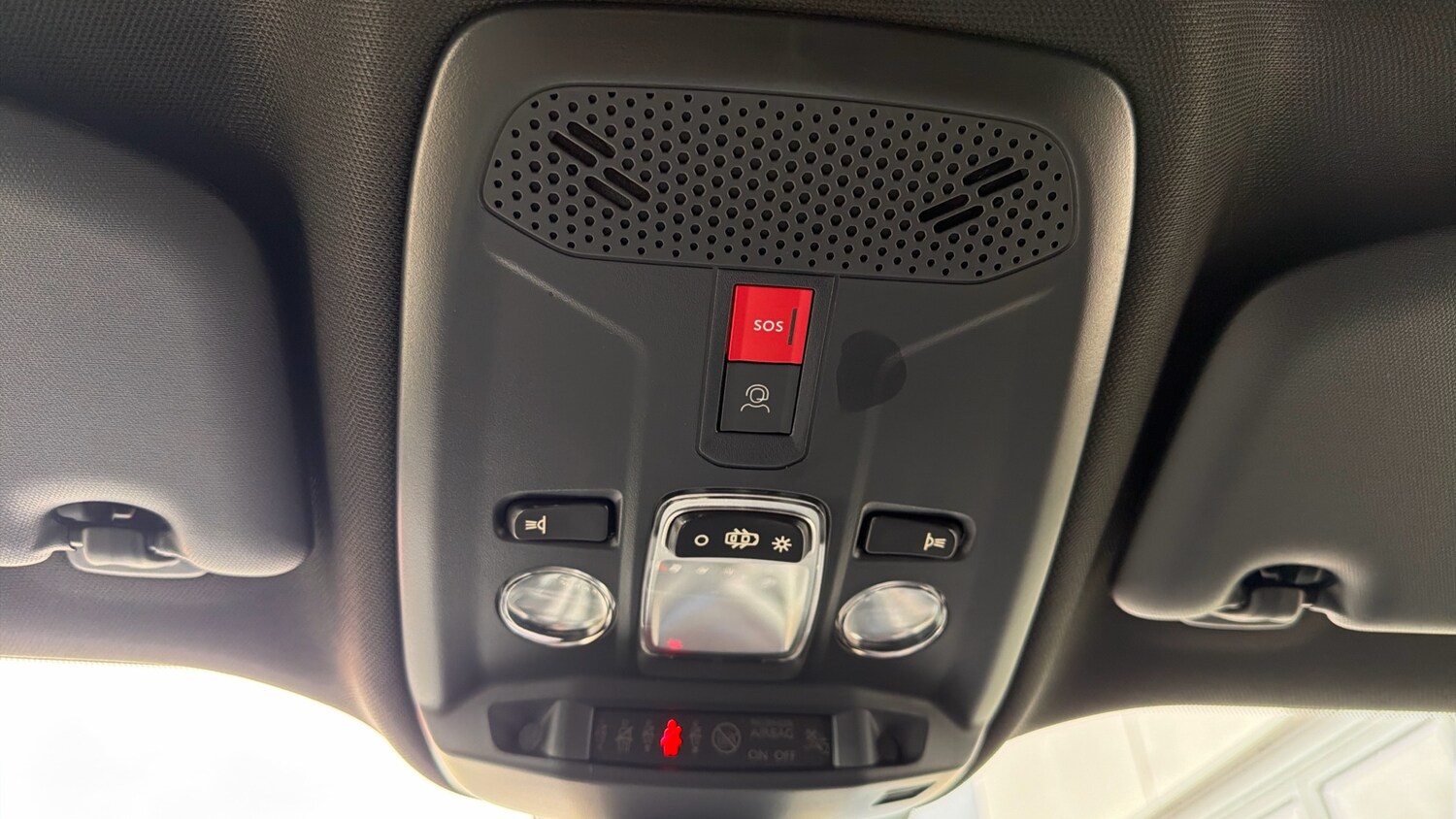 Used Peugeot 2008 2024 for sale - 78205949: Photo 38