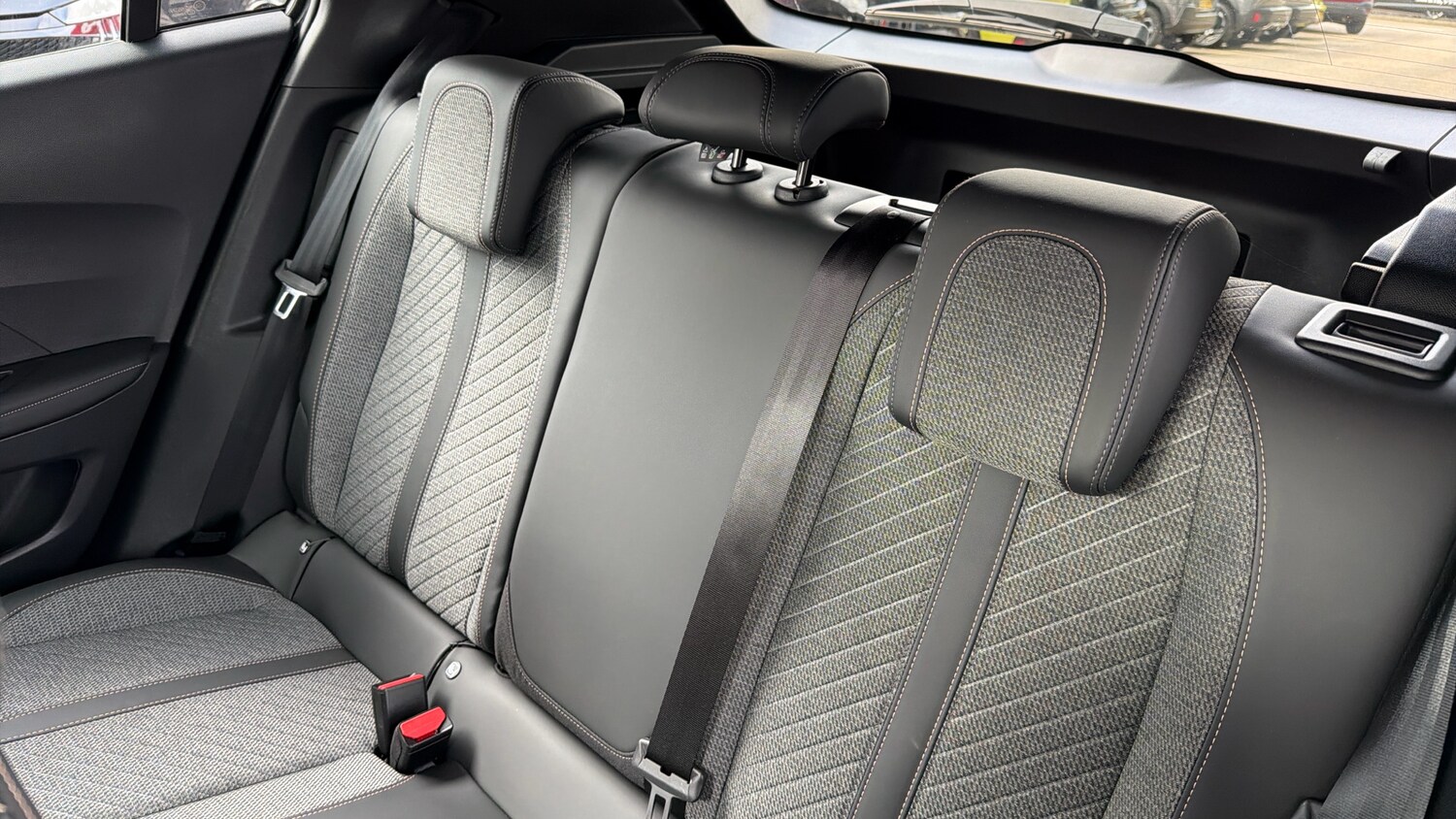 Used Peugeot 2008 2024 for sale - 78205949: Photo 50