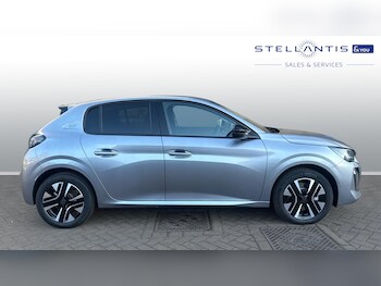 Used Peugeot 208 2024 for sale - 78277199: Photo