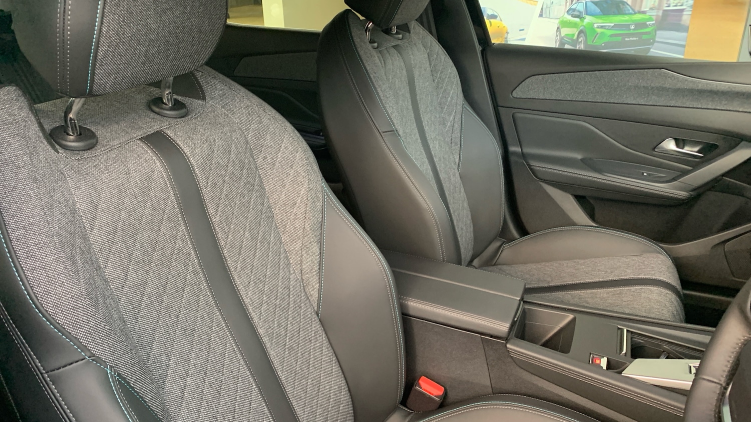 Used Peugeot 408 2023 for sale - 76486448: Photo 42