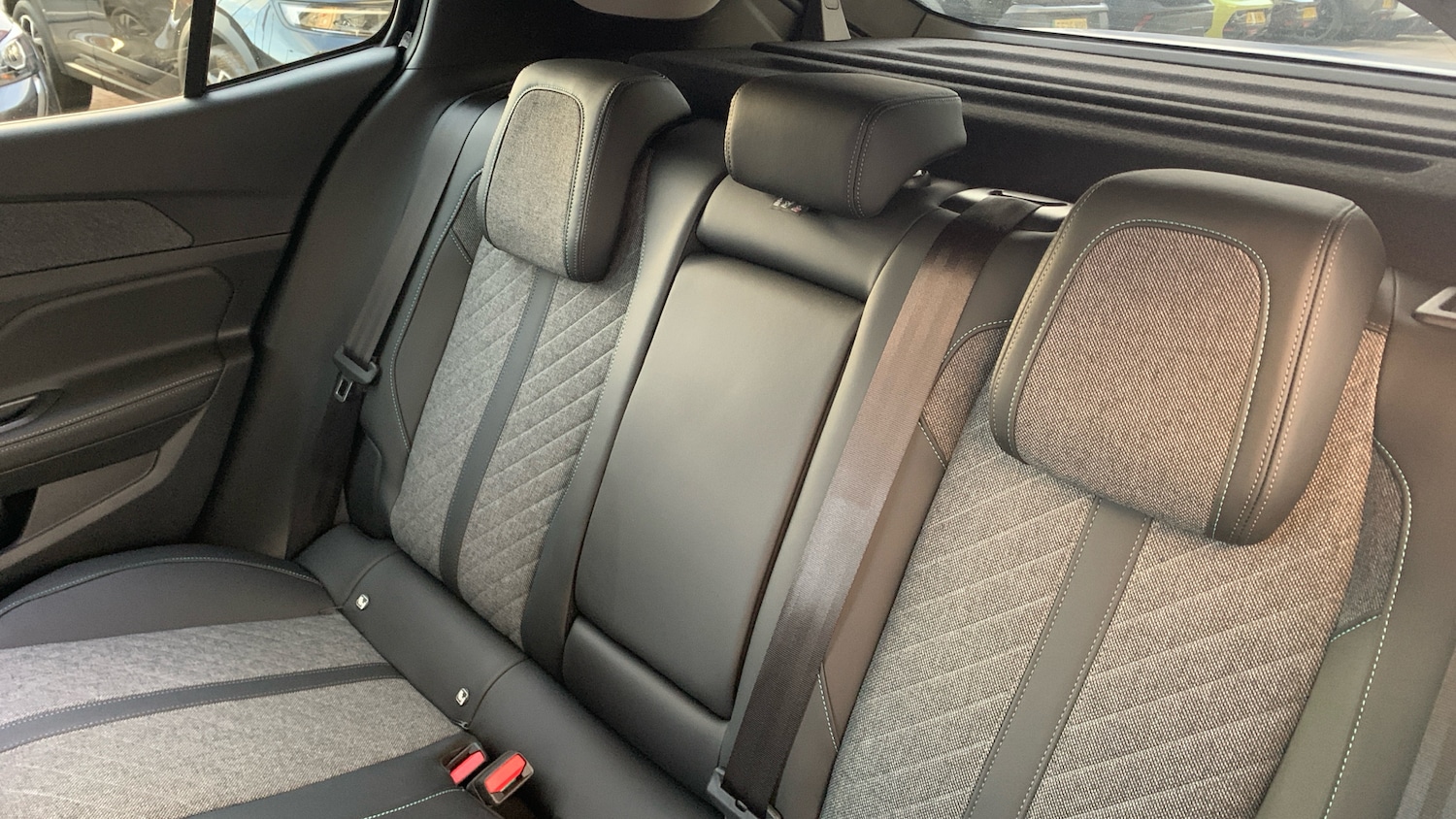 Used Peugeot 408 2023 for sale - 76486448: Photo 51