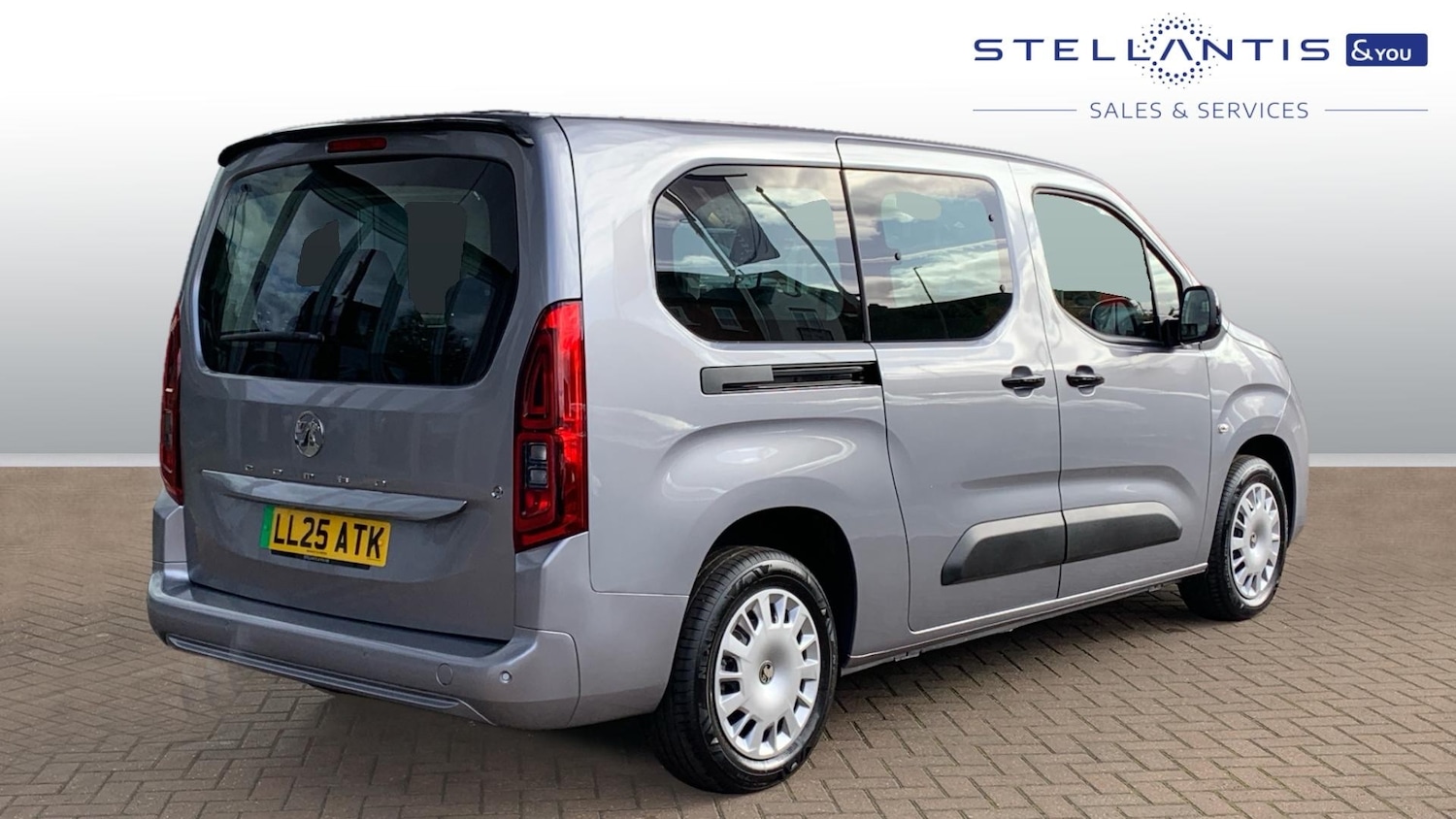 Used Vauxhall Combo Life 2025 for sale - 76574307: Photo 3
