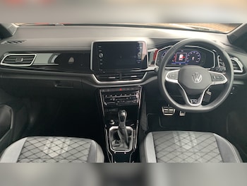 Used Volkswagen T-Roc 2024 for sale - 75840549: Photo