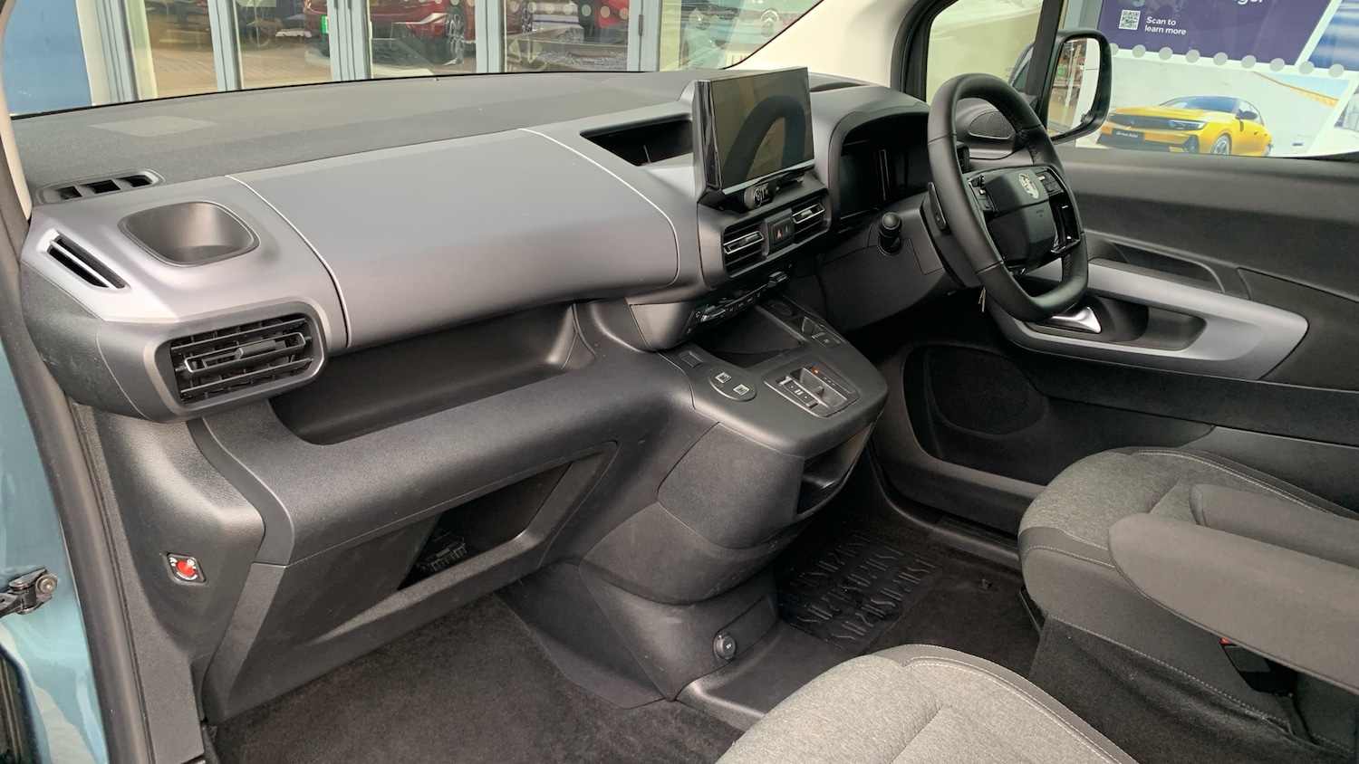 Used Vauxhall Combo Life Electric 2024 for sale - 76574354: Photo 12