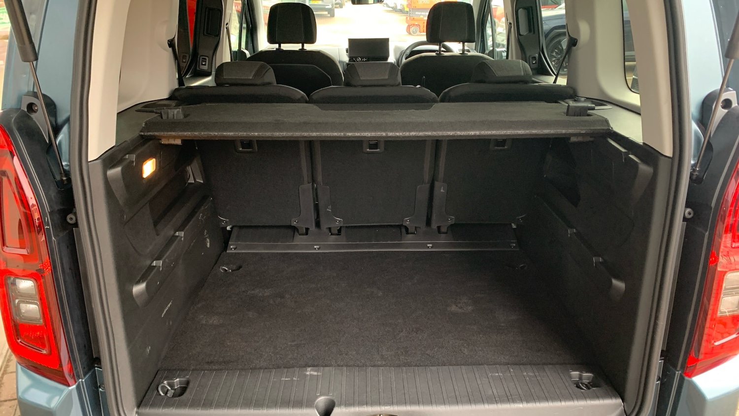 Used Vauxhall Combo Life Electric 2024 for sale - 76574354: Photo 19