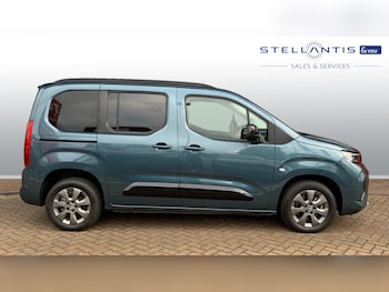 Used Vauxhall Combo Life Electric 2024 for sale - 76574354: Photo