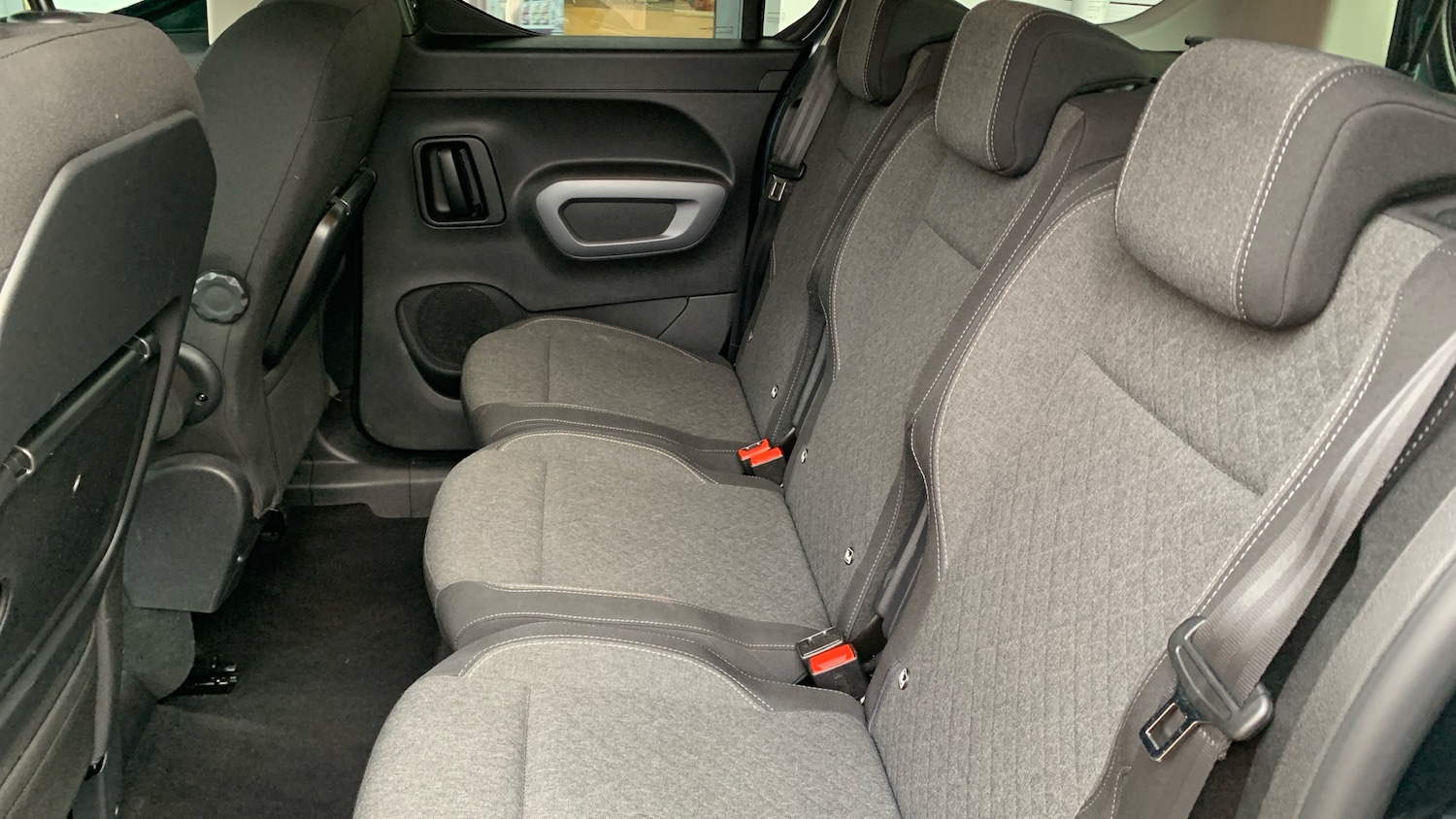 Used Vauxhall Combo Life Electric 2024 for sale - 76574354: Photo 32