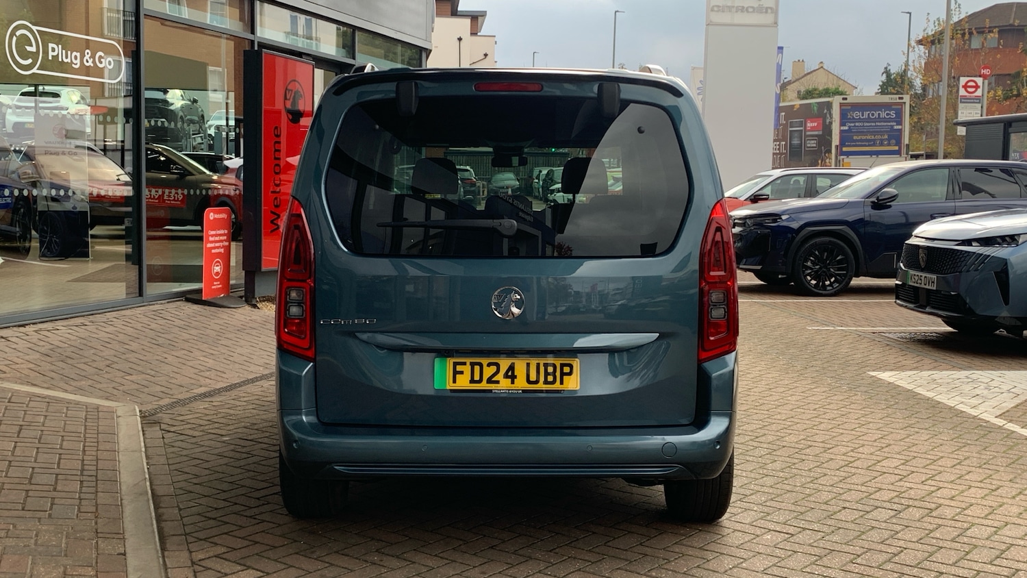 Used Vauxhall Combo Life Electric 2024 for sale - 76574354: Photo 9