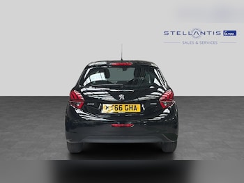 Used Peugeot 208 2017 for sale - 79256799: Photo