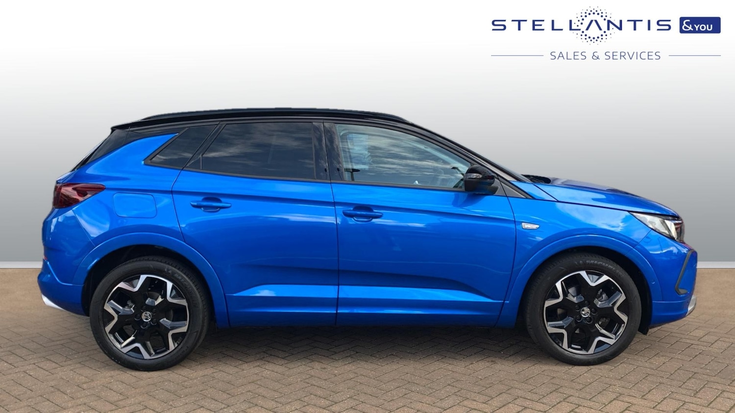 Used Vauxhall Grandland 2022 for sale - 76458450: Photo 2