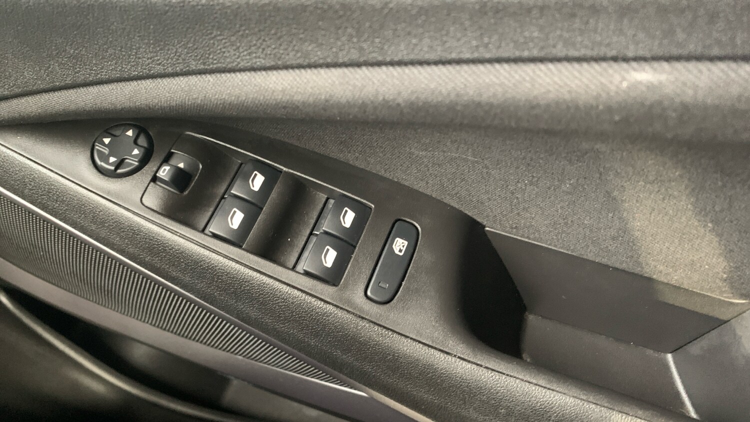 Used Vauxhall Crossland 2022 for sale - 77239214: Photo 22