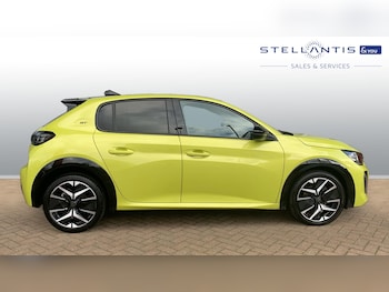 Used Peugeot 208 2024 for sale - 76486428: Photo