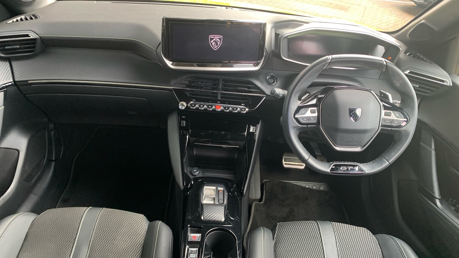 Used Peugeot 208 2024 for sale - 76486428: Photo 4