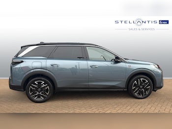 Used Peugeot 5008 2024 for sale - 76110266: Photo 2