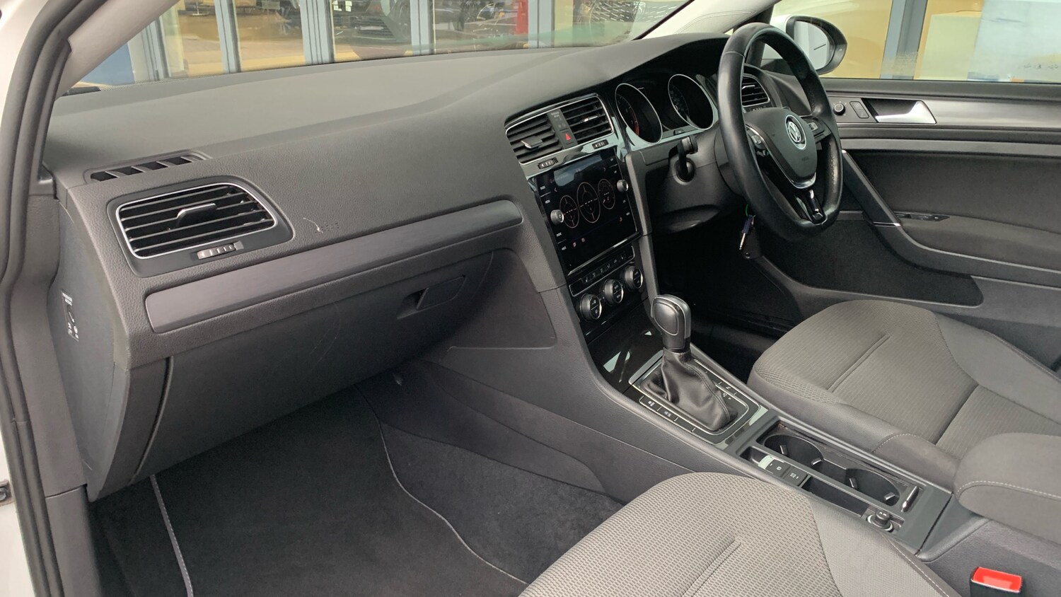 Used Volkswagen Golf 2020 for sale - 76061535: Photo 12