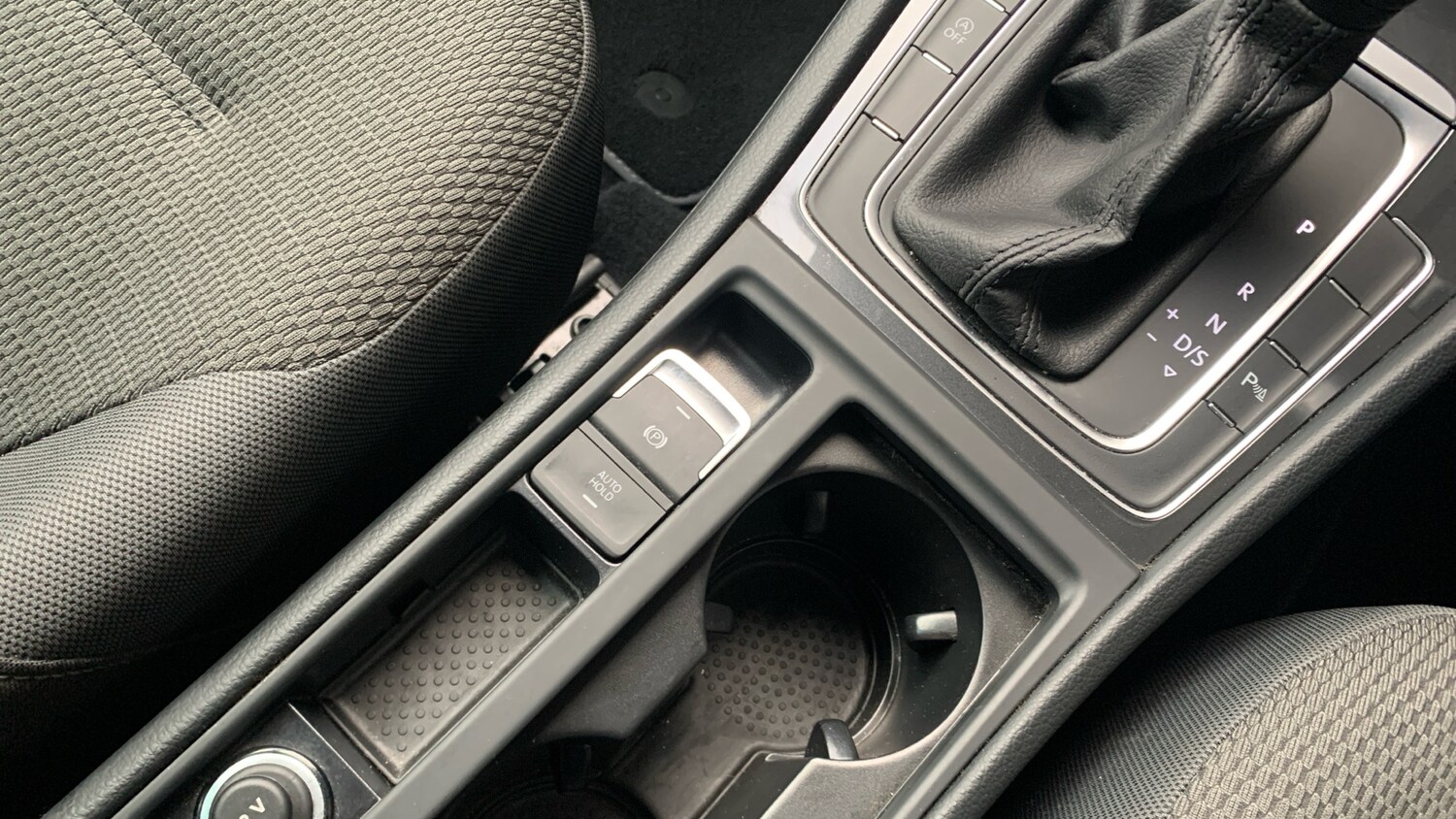 Used Volkswagen Golf 2020 for sale - 76061535: Photo 21