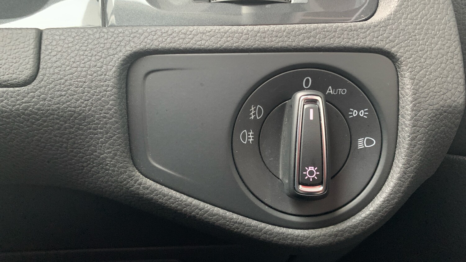 Used Volkswagen Golf 2020 for sale - 76061535: Photo 34