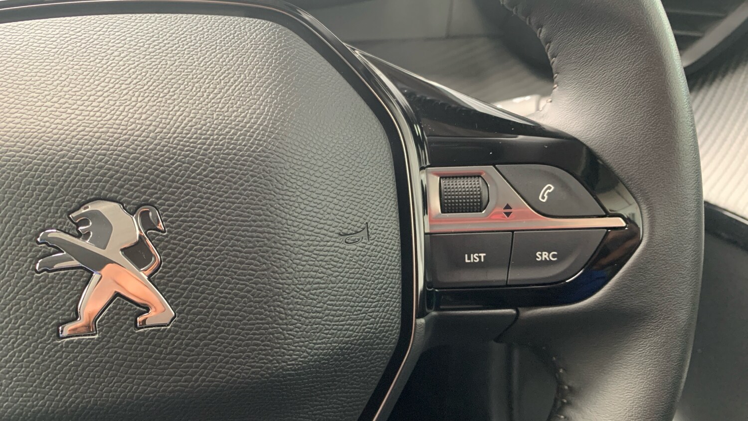 Used Peugeot 208 2022 for sale - 76458440: Photo 24