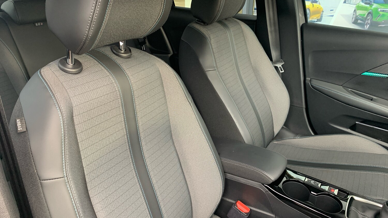 Used Peugeot 208 2022 for sale - 76458440: Photo 42