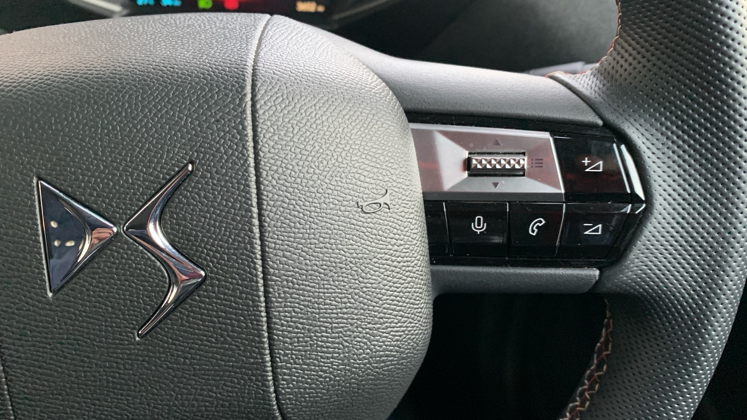 Used DS Automobiles DS 3 2024 for sale - 77204901: Photo 25