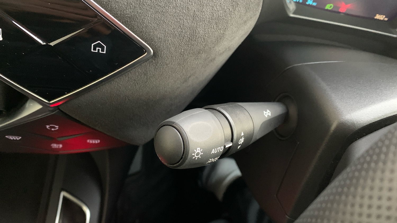 Used DS Automobiles DS 3 2024 for sale - 77204901: Photo 28