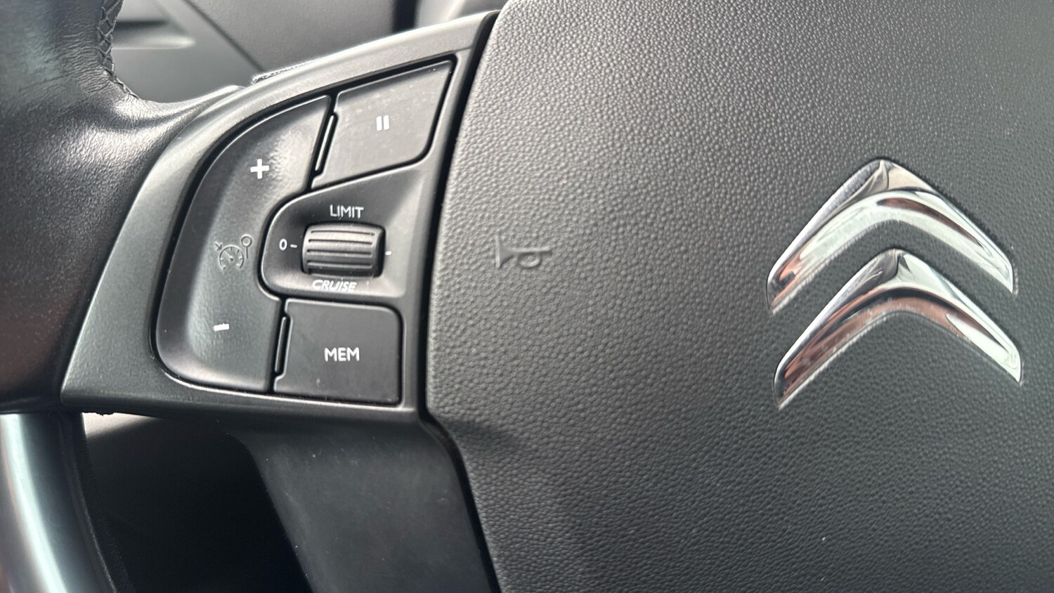 Used Citroen Grand C4 Picasso 2018 for sale - 77840631: Photo 23