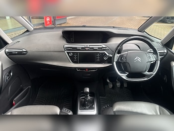 Used Citroen Grand C4 Picasso 2018 for sale - 77840631: Photo