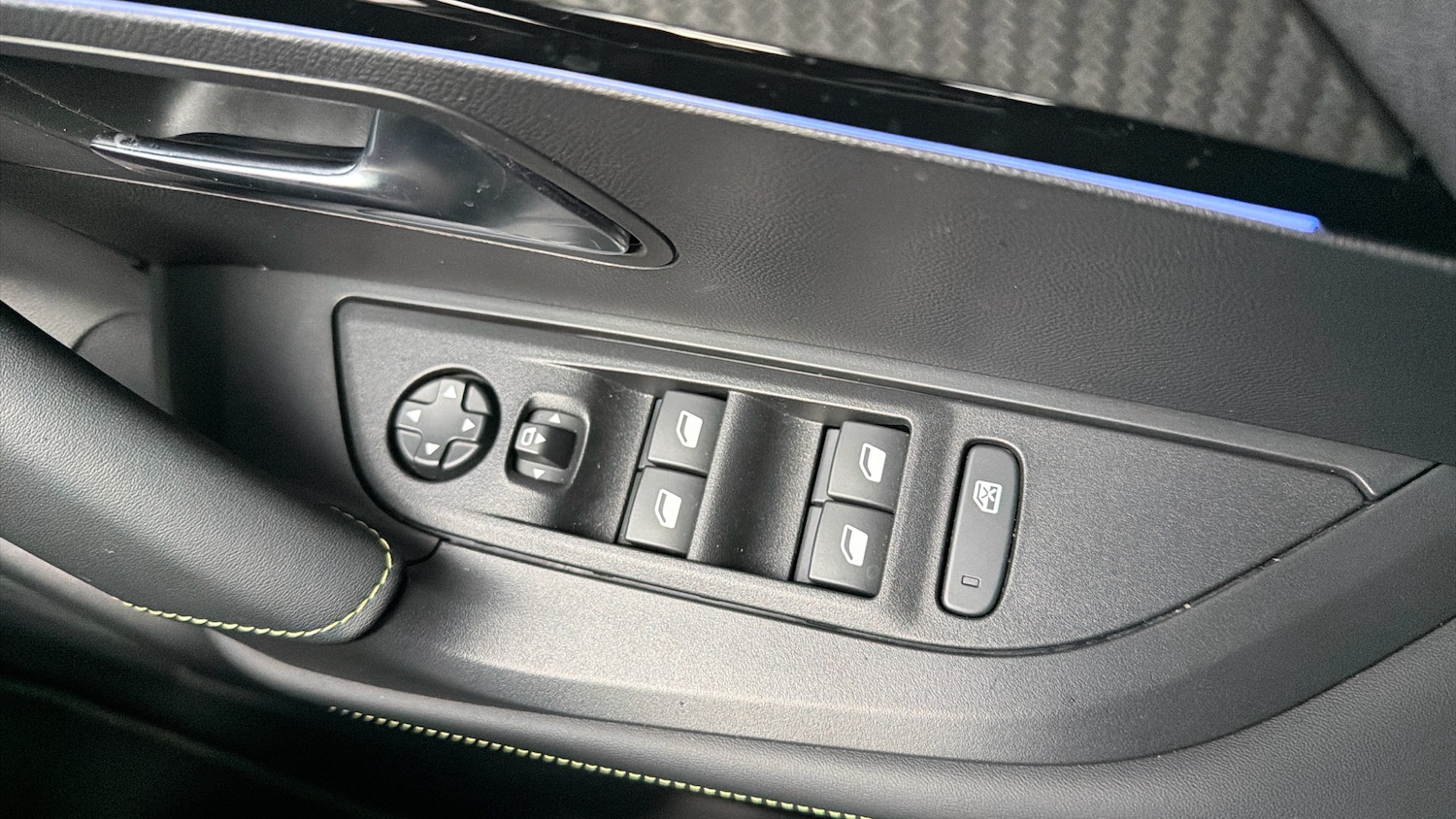 Used Peugeot 2008 2025 for sale - 78128704: Photo 22