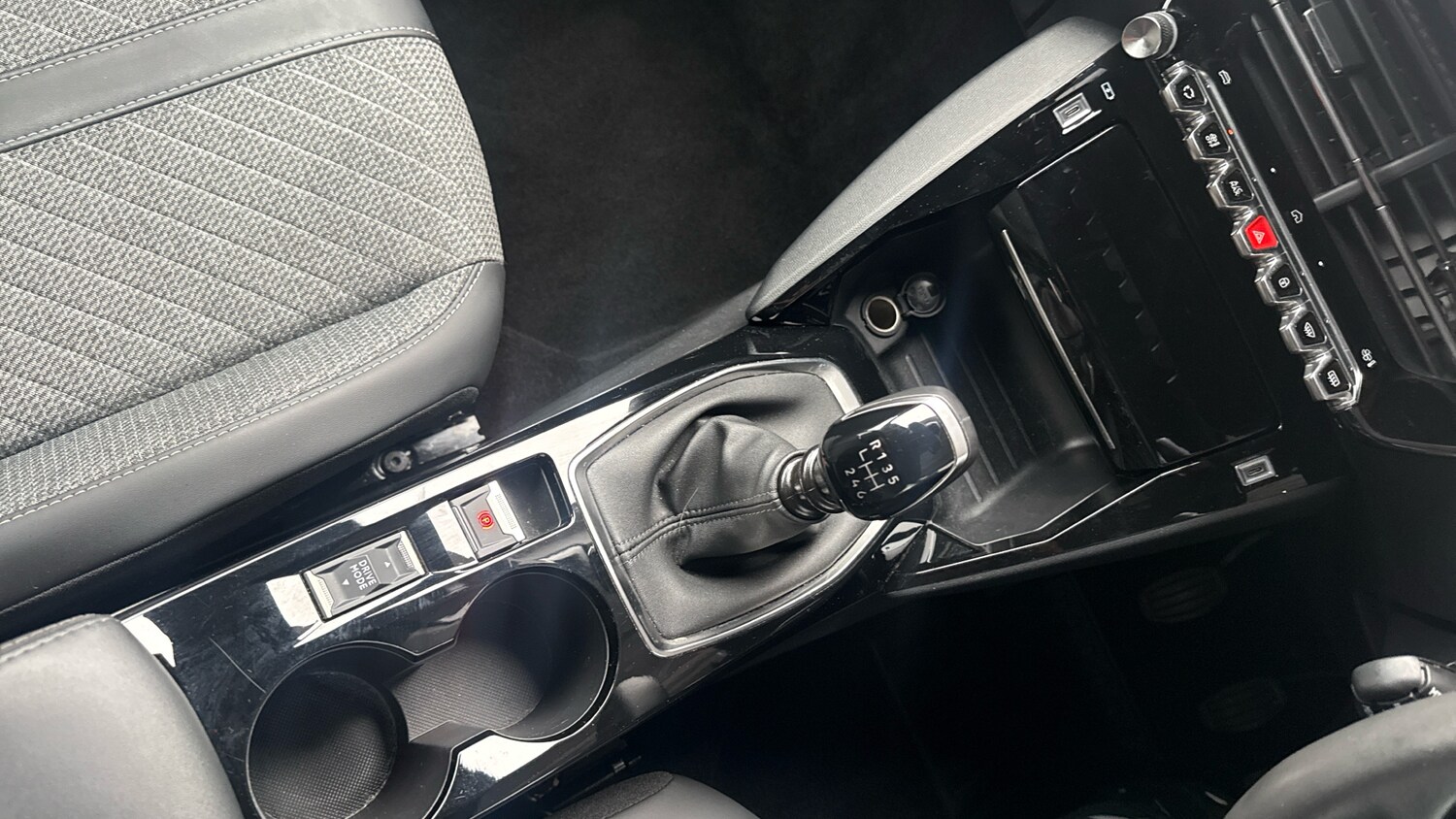 Used Peugeot 2008 2024 for sale - 77794786: Photo 20