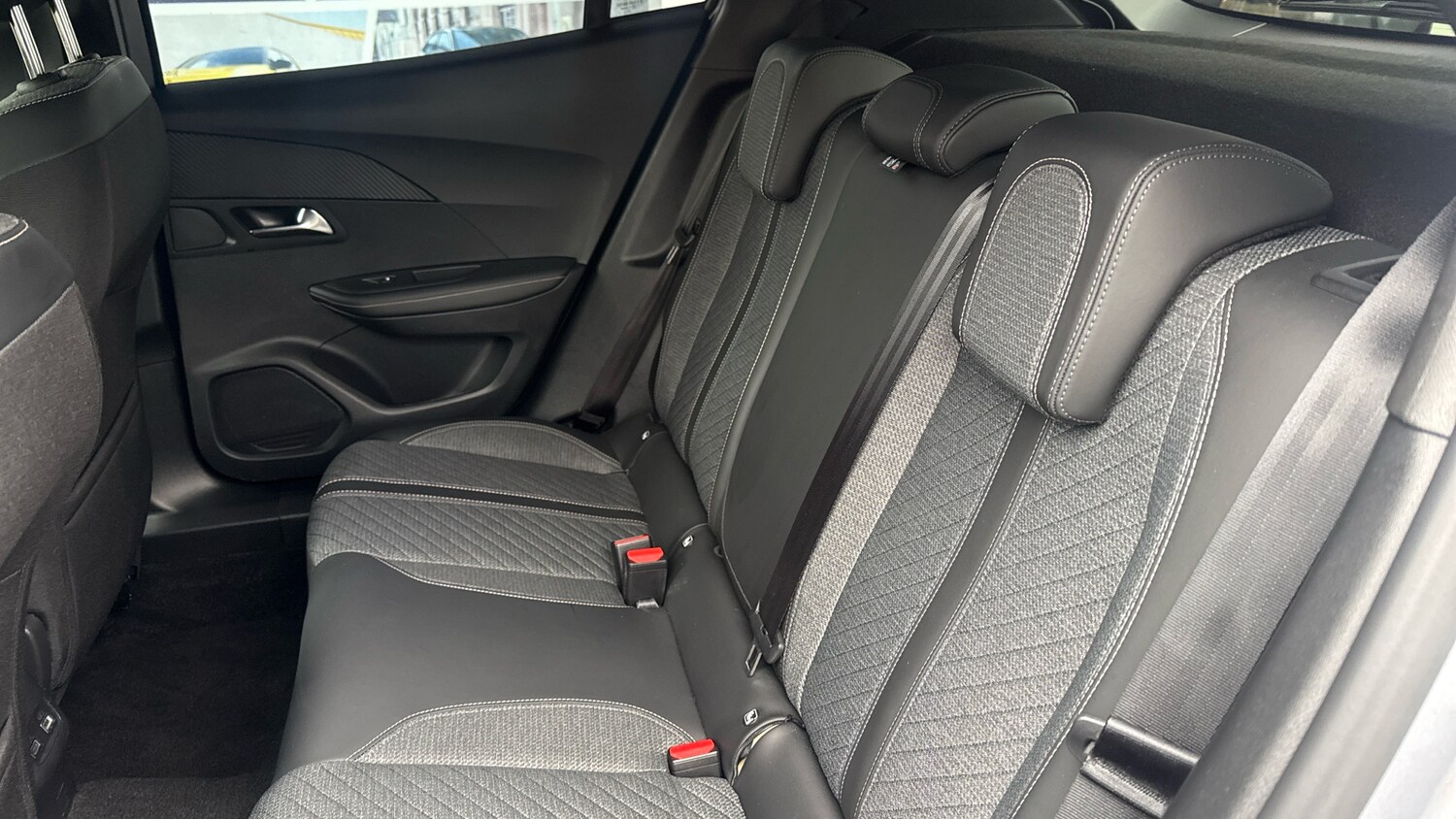 Used Peugeot 2008 2024 for sale - 77794786: Photo 32