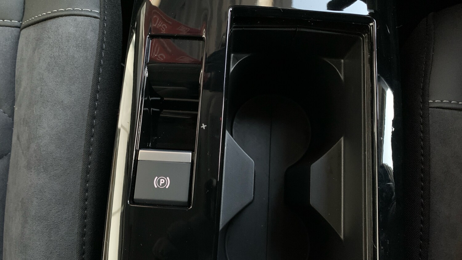 Used Citroen C4 2024 for sale - 76977323: Photo 22