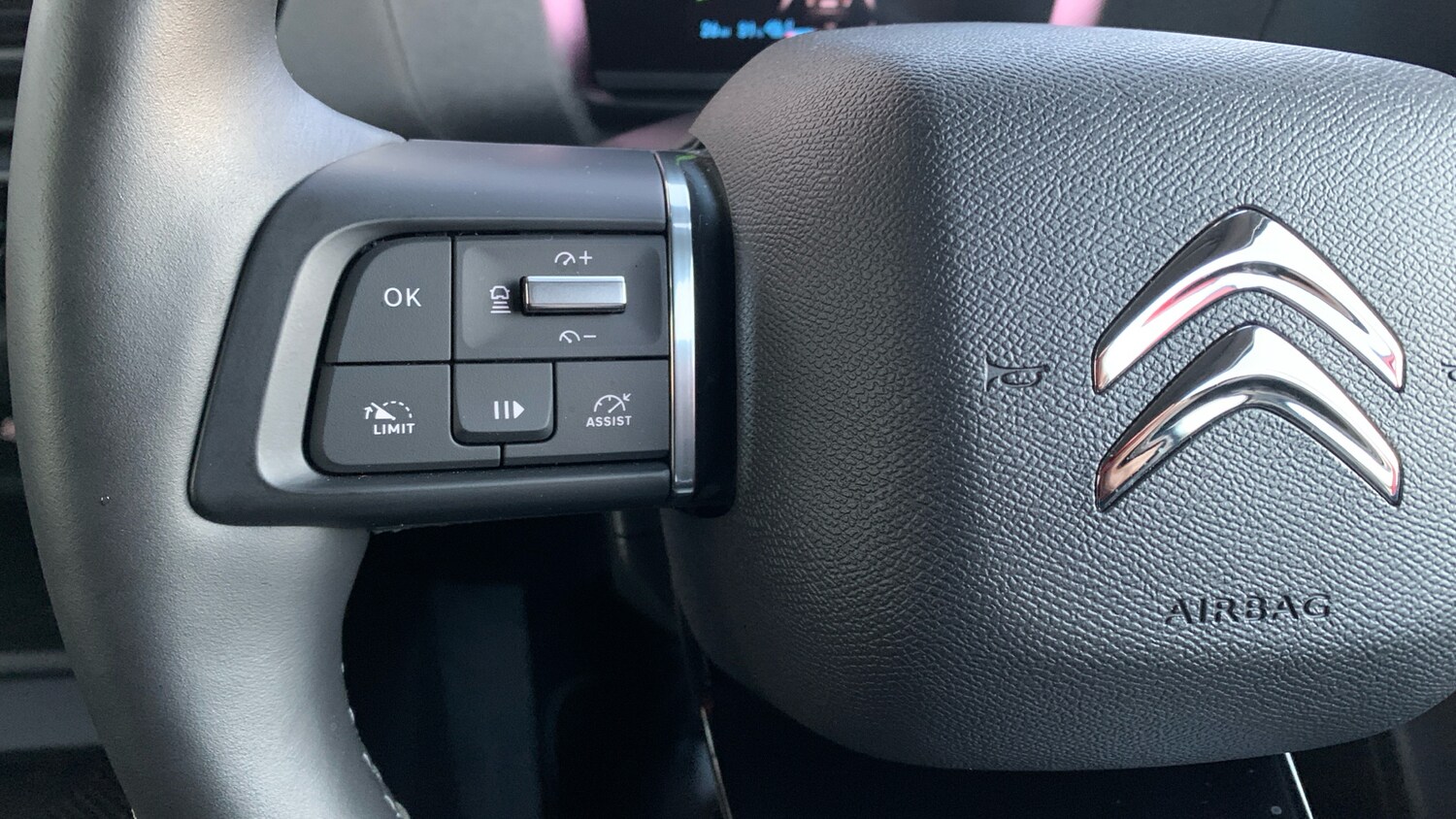 Used Citroen C4 2024 for sale - 76977323: Photo 24