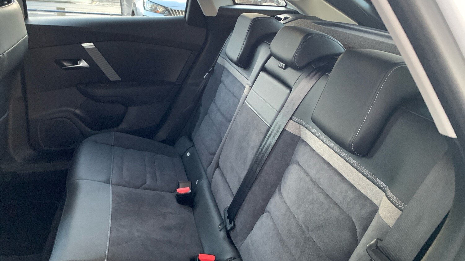 Used Citroen C4 2024 for sale - 76977323: Photo 34