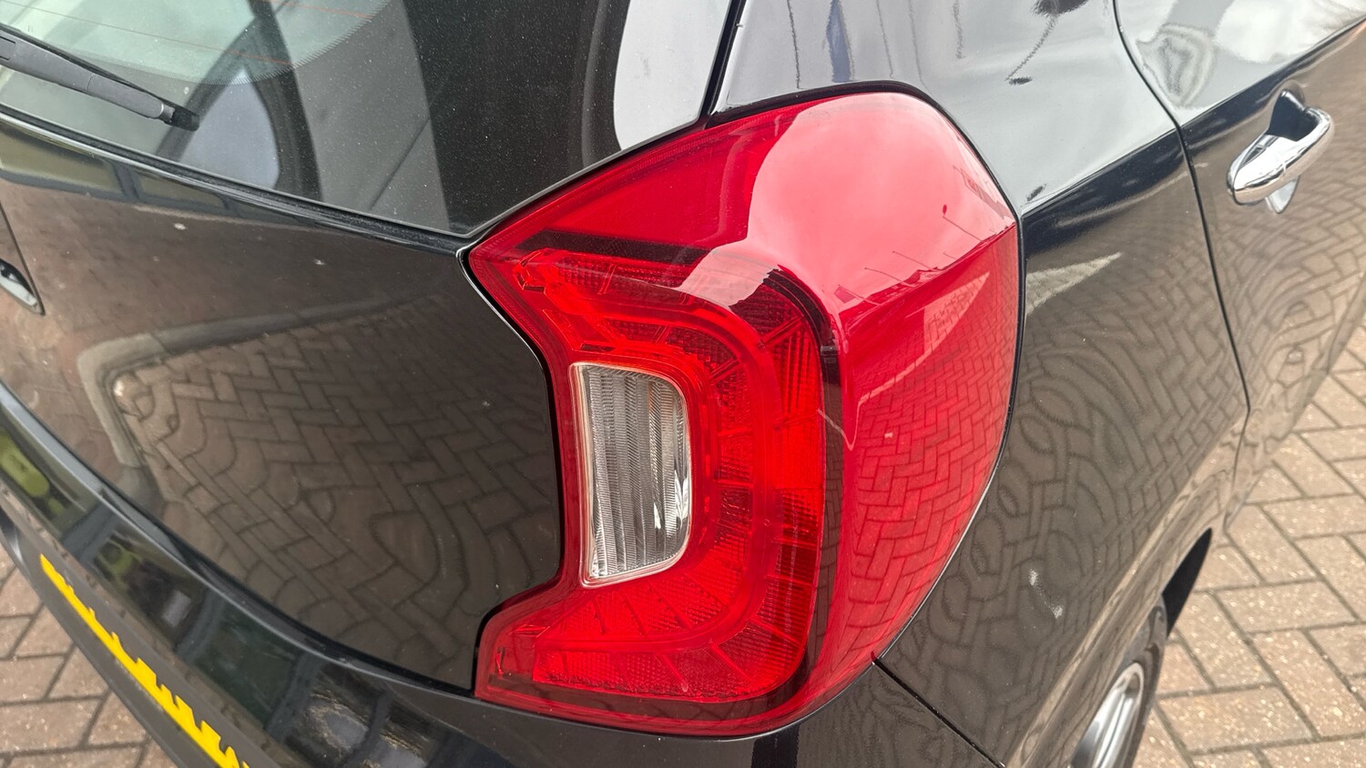 Used Kia Picanto 2023 for sale - 77684988: Photo 44