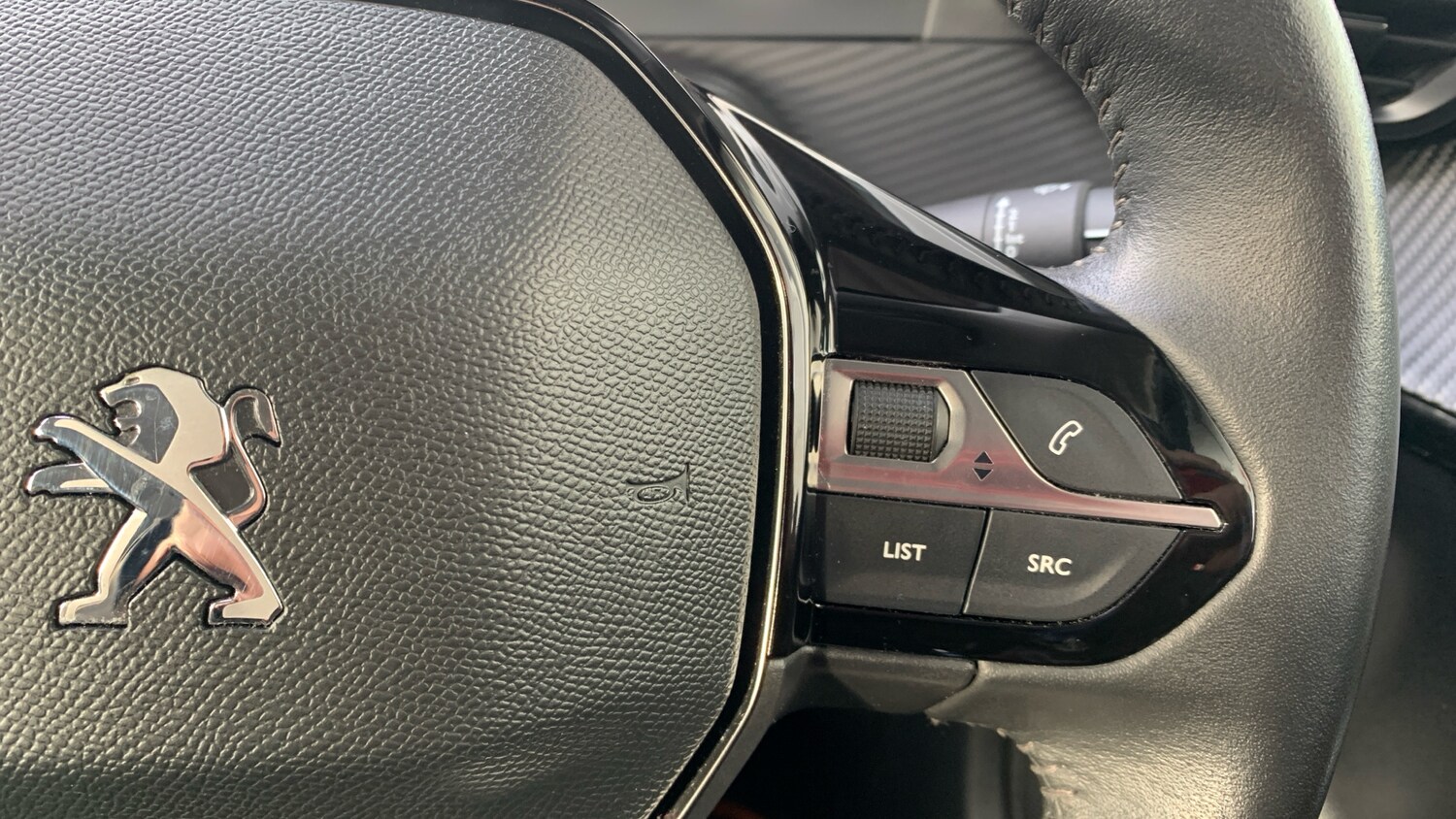 Used Peugeot 208 2022 for sale - 76574390: Photo 25