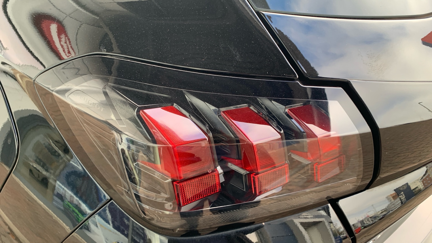 Used Peugeot 208 2022 for sale - 76574390: Photo 54