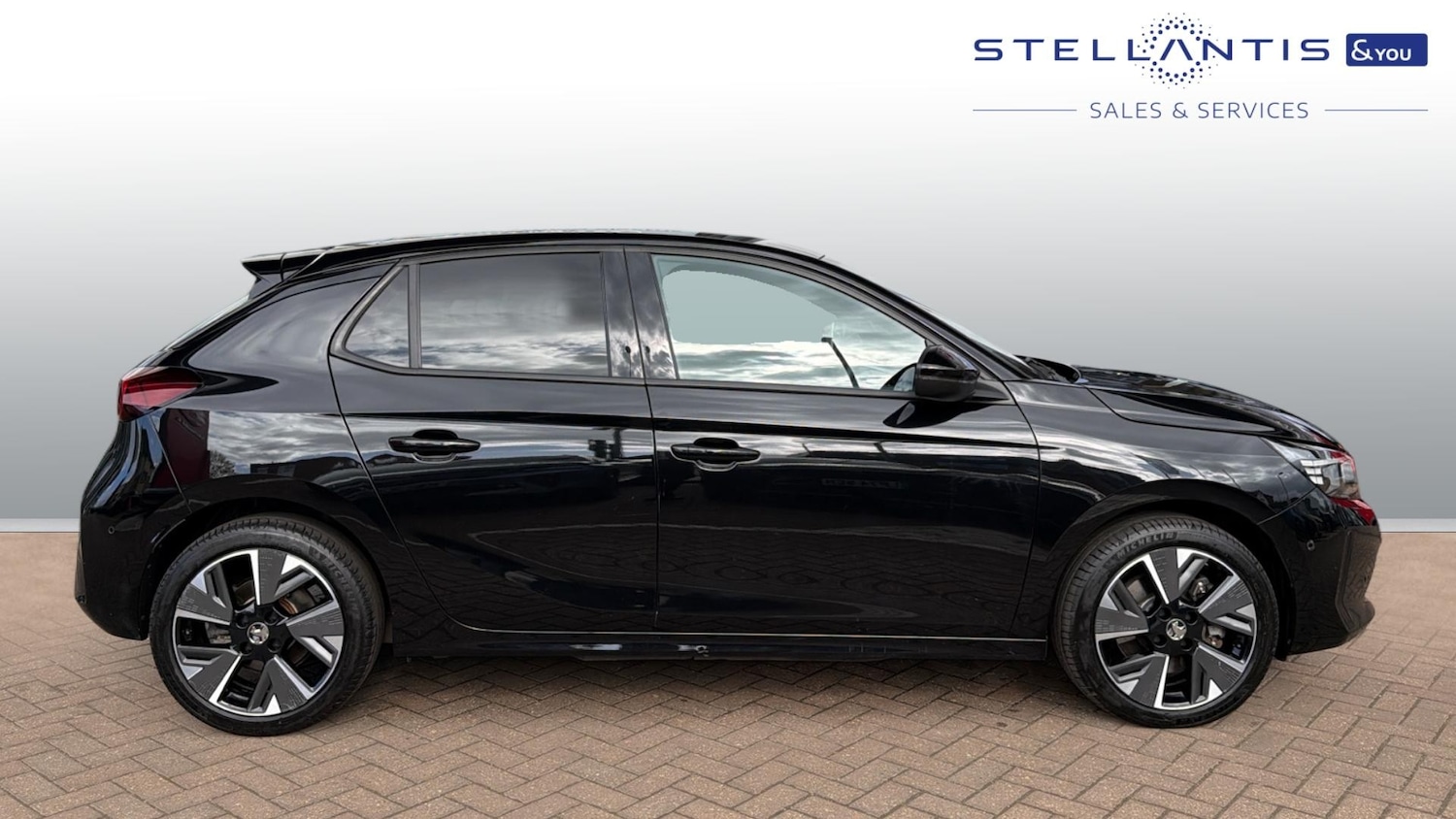 Used Vauxhall Corsa 2024 for sale - 78128703: Photo 2