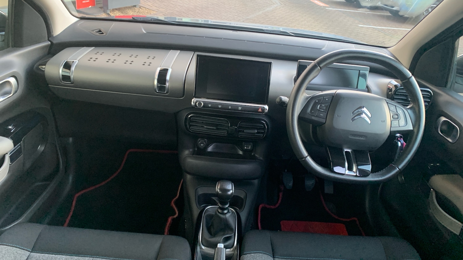 Used Citroen C4 Cactus 2019 for sale - 76866806: Photo 4