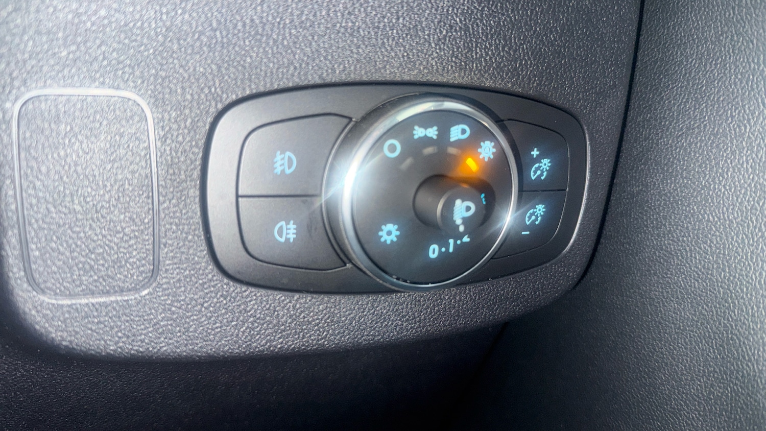 Used Ford Puma 2023 for sale - 77332403: Photo 34