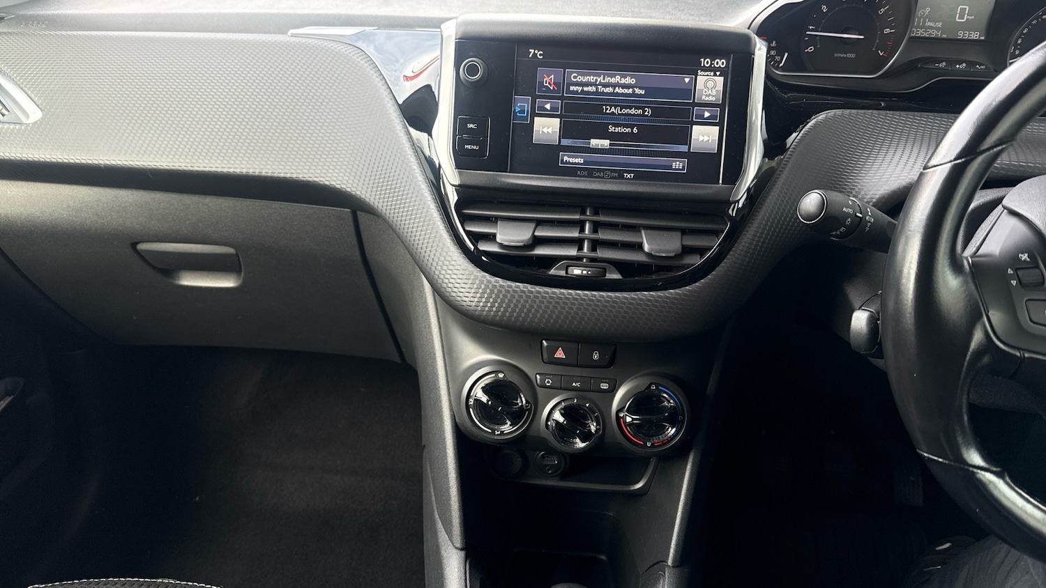 Used Peugeot 208 2016 for sale - 77710717: Photo 10