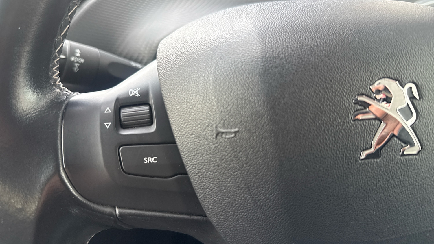 Used Peugeot 208 2016 for sale - 77710717: Photo 23