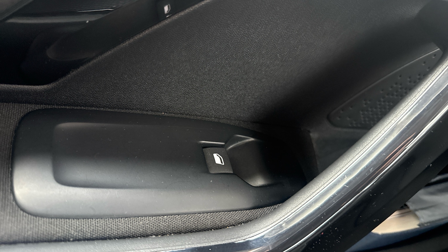 Used Peugeot 208 2016 for sale - 77710717: Photo 39