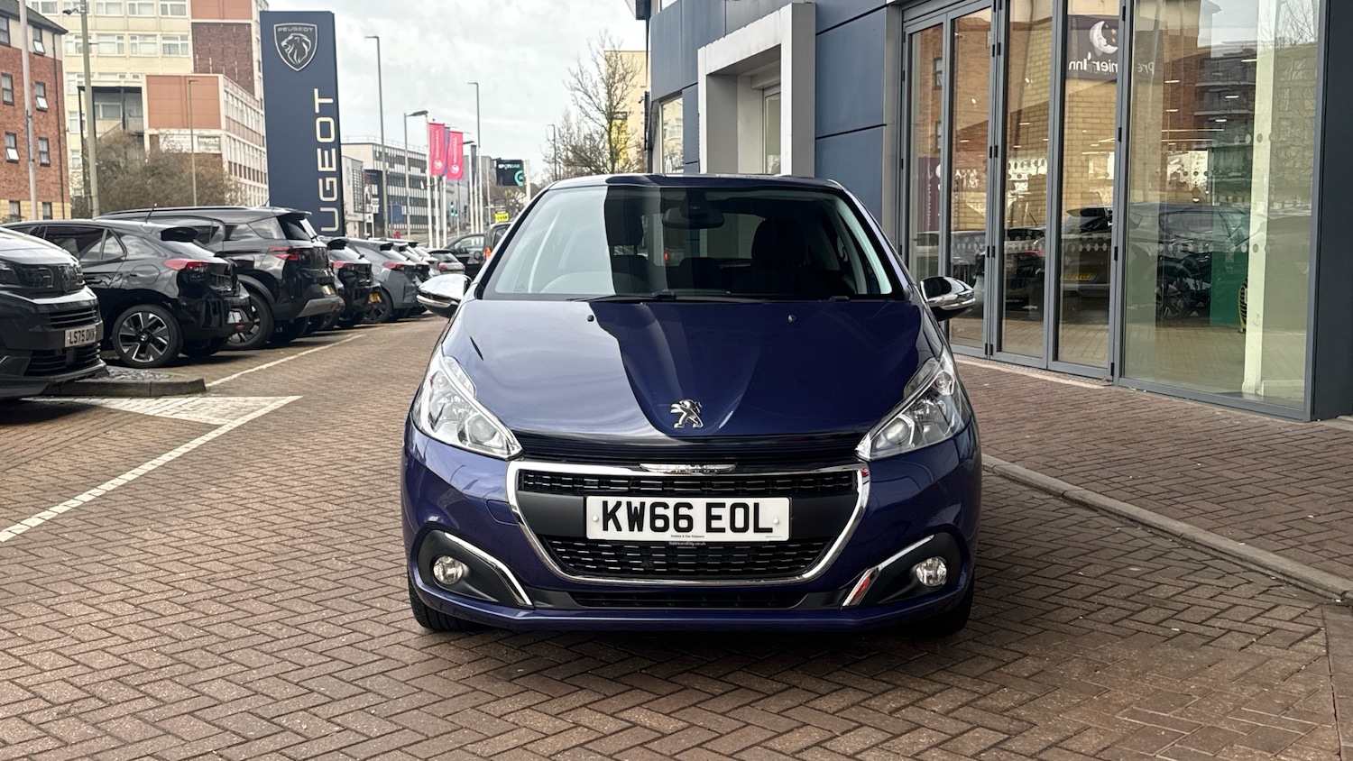 Used Peugeot 208 2016 for sale - 77710717: Photo 8
